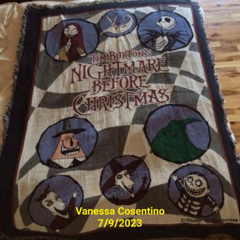 VINTAGE NIGHTMARE BEFORE CHRISTMAS WOVEN TAPESTRY THROW BLANKET. SOLD AT DISNEY